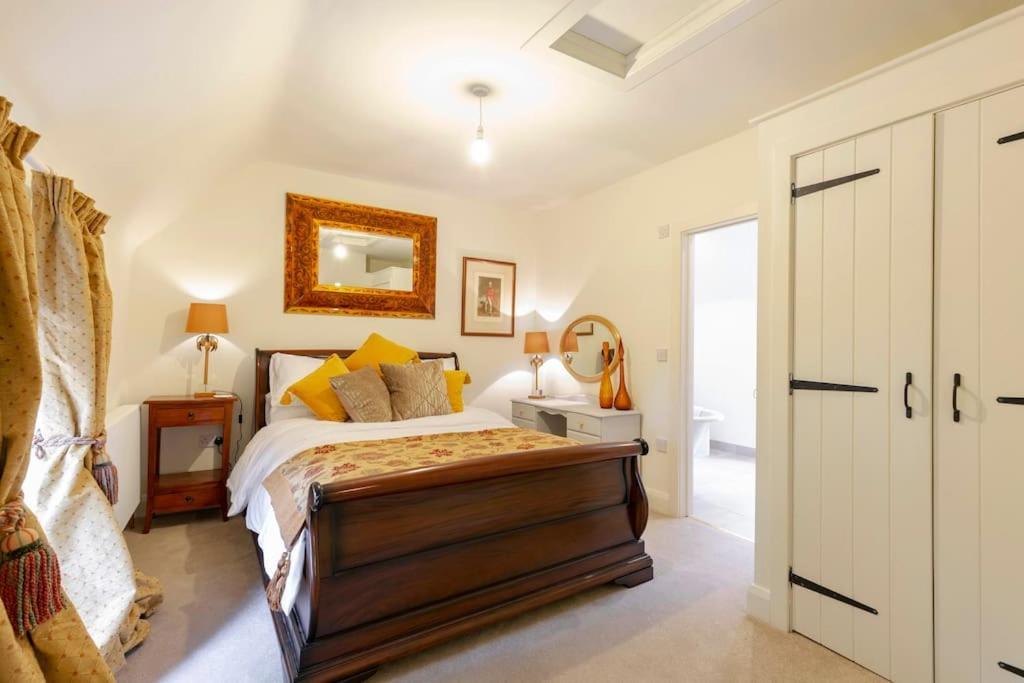 Dorney Windsor Legoland 5 Star Stay For Upto 14 Guests 外观 照片
