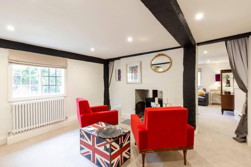 Dorney Windsor Legoland 5 Star Stay For Upto 14 Guests 外观 照片